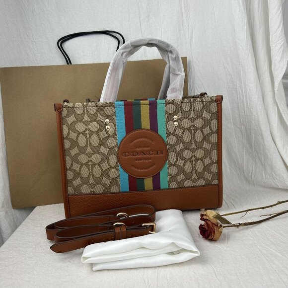 NWT Coach C5793 Dempsey Tote 40 In Signature Jacquard With Stripe And Patch - Picture 1 of 13